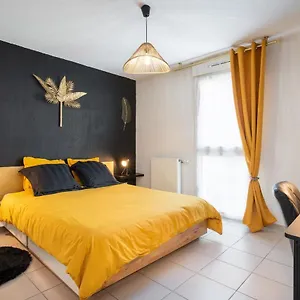  Appartement Pure Gold - Casa Vostra - Caution 800 Eur & Id Requises - Proche Chateau Rouge